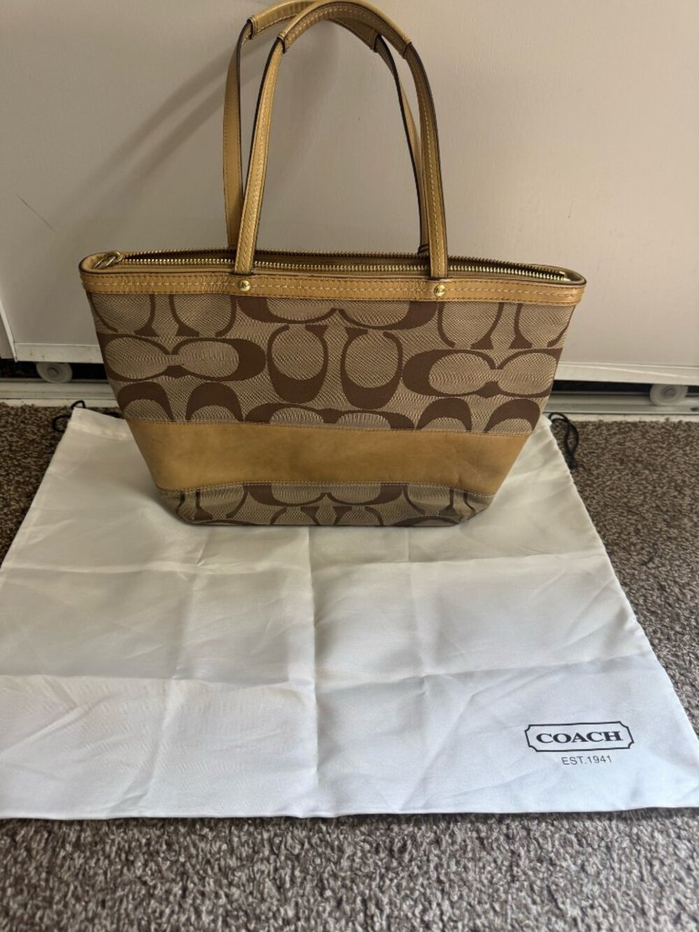 Coach Signature Stripe Tote 12429 Khaki Tan Patent Fuchsia Lining
